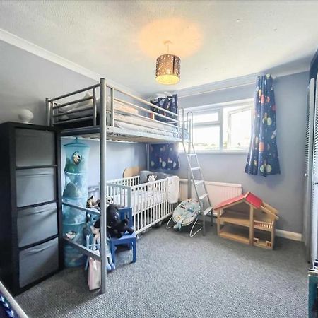 Nice, Bright & Friendly Home Hemel Hempstead Buitenkant foto